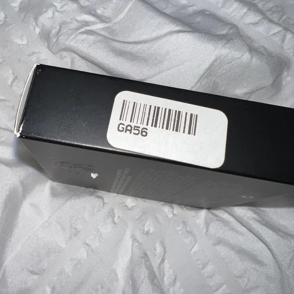 NIB MAC Pearl Matte Face Powder Bowling Trophy - Picture 6 of 12